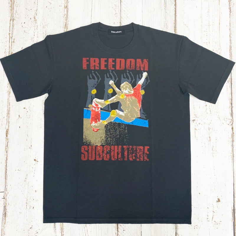 FREEDOM Tshirts type-v body / BLACK